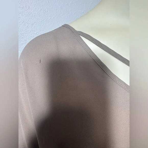 Worthington Criss Cross V Neck Tunic in Taupe - Picture 6 of 10